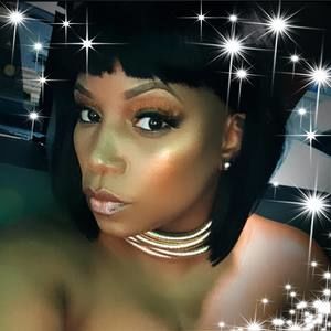 Meet your Posher, Etonya